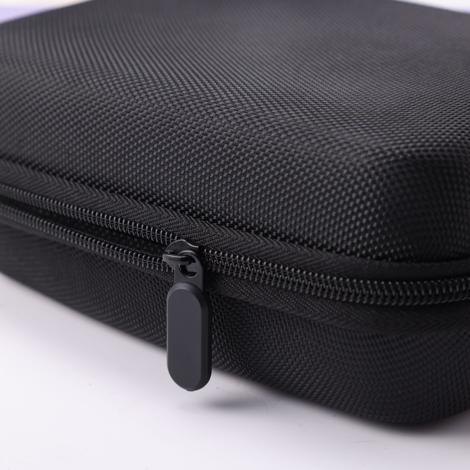 Sac de rangement portable oval - Tech Accessories Case avis et prix